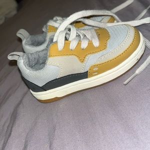 Toddler unisex Zara sneakers size 4c